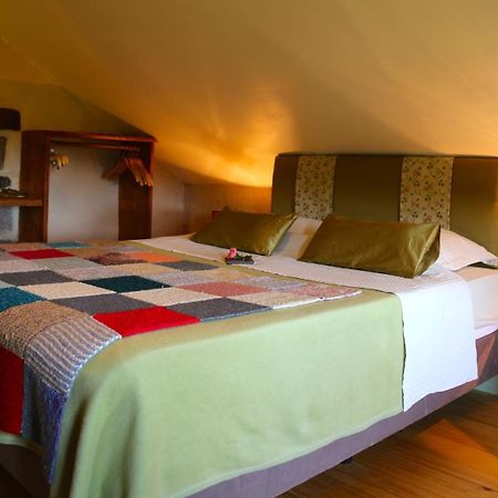 Les Grandes Fontaines Bed & Breakfast La Longine Exterior photo