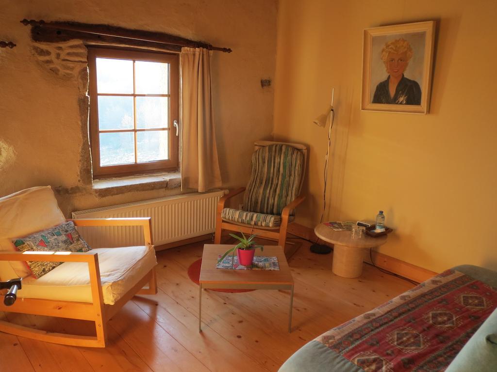 Les Grandes Fontaines Bed & Breakfast La Longine Room photo